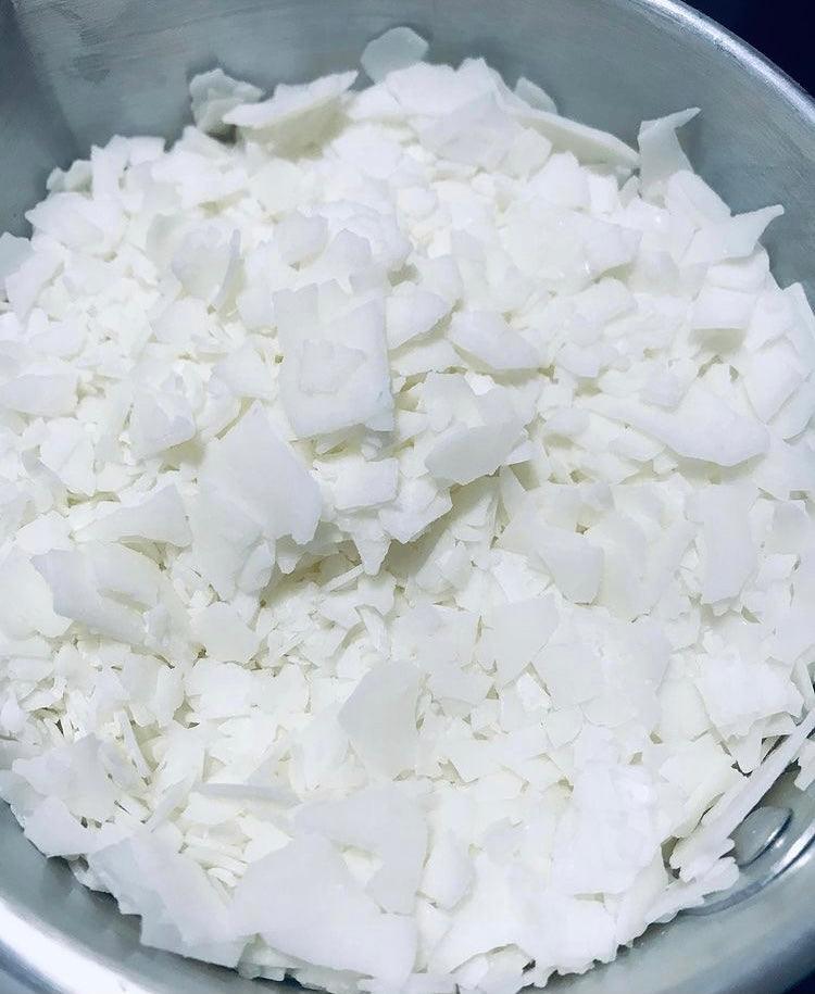 What are the benefits and advantages of burning soy wax candles? - SCENTWICK CANDLES