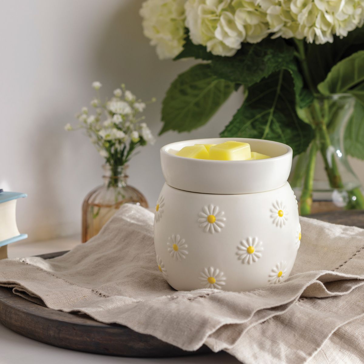 Daisy Wax Warmer - SCENTWICK CANDLES