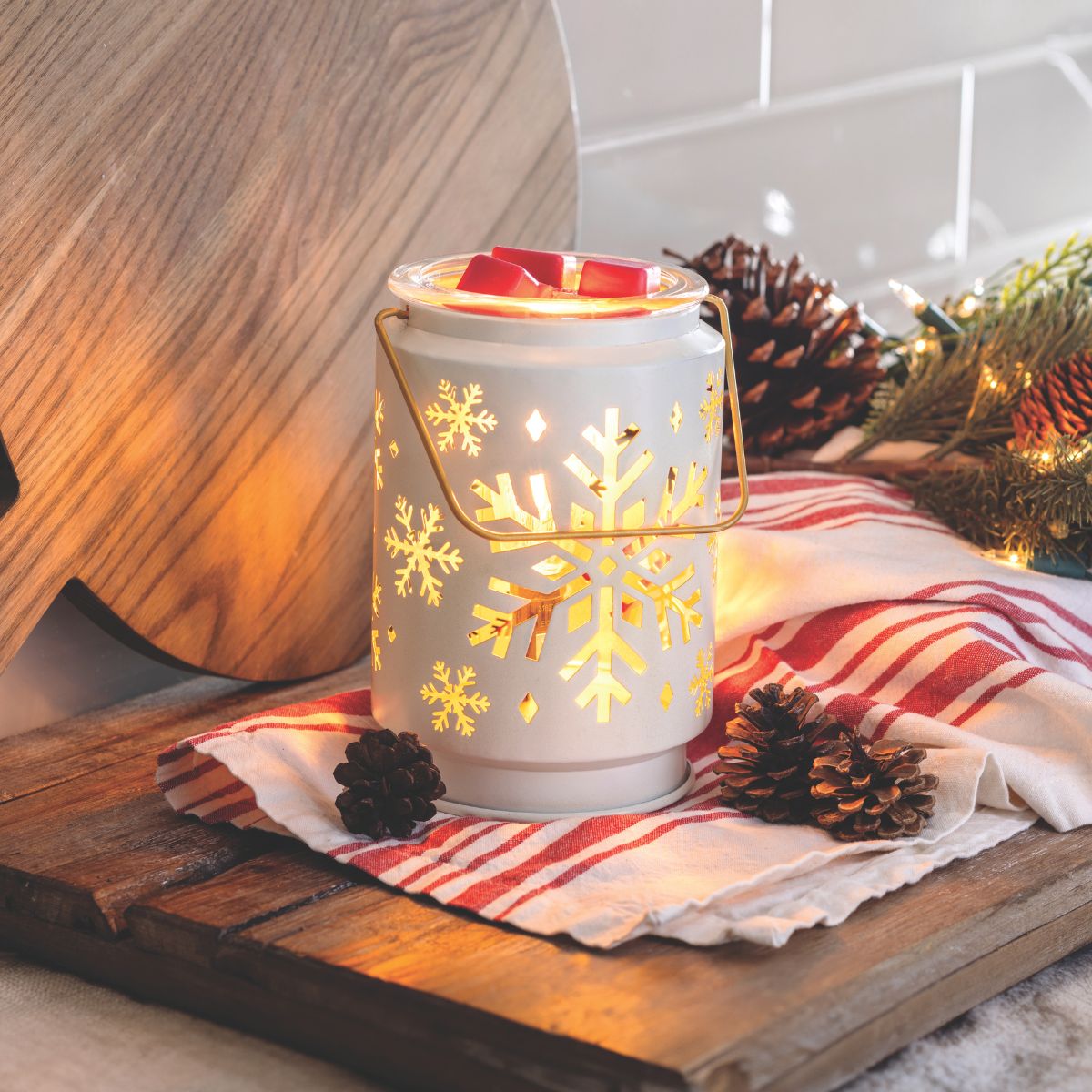 Snowflake Illumination Wax Melt Warmer - SCENTWICK CANDLES